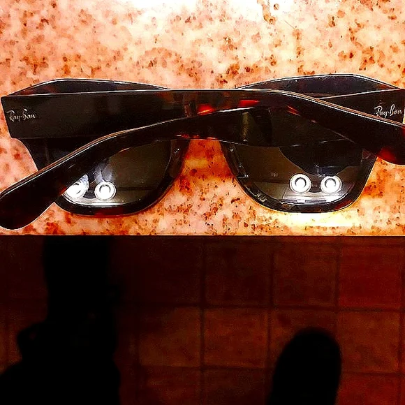 UNISEX RayBands shades or RX glasses........